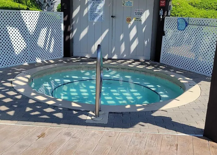 Gulf View Pools Hot Tubs Boardwalk To Holiday home